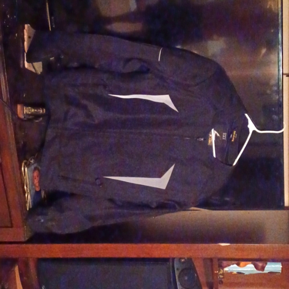 I'm selling my like new Joe rocket motorcycle jacket. Size large